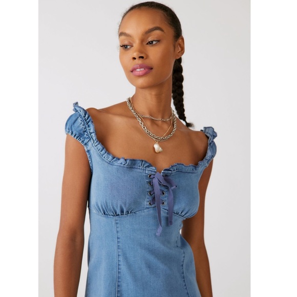 UO Nayda Denim Ruffle Mini Dress - Picture 3 of 5